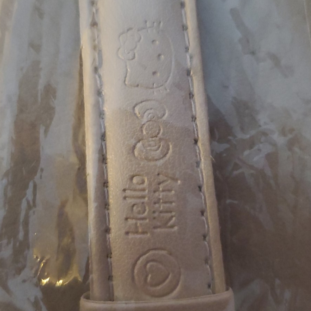 Watch - Picture 4 of 16